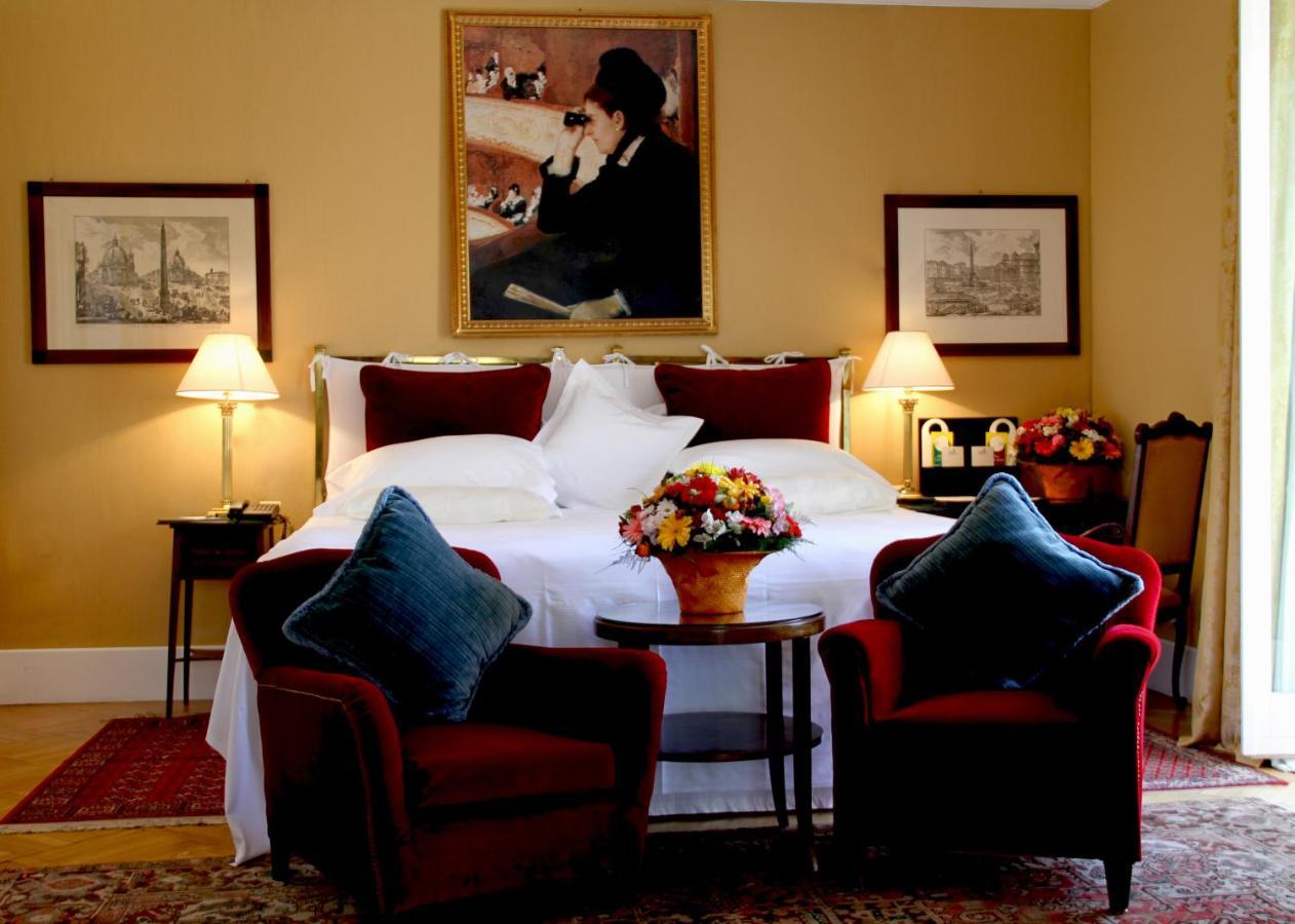 Grand Hotel Plaza Róma Kültér fotó