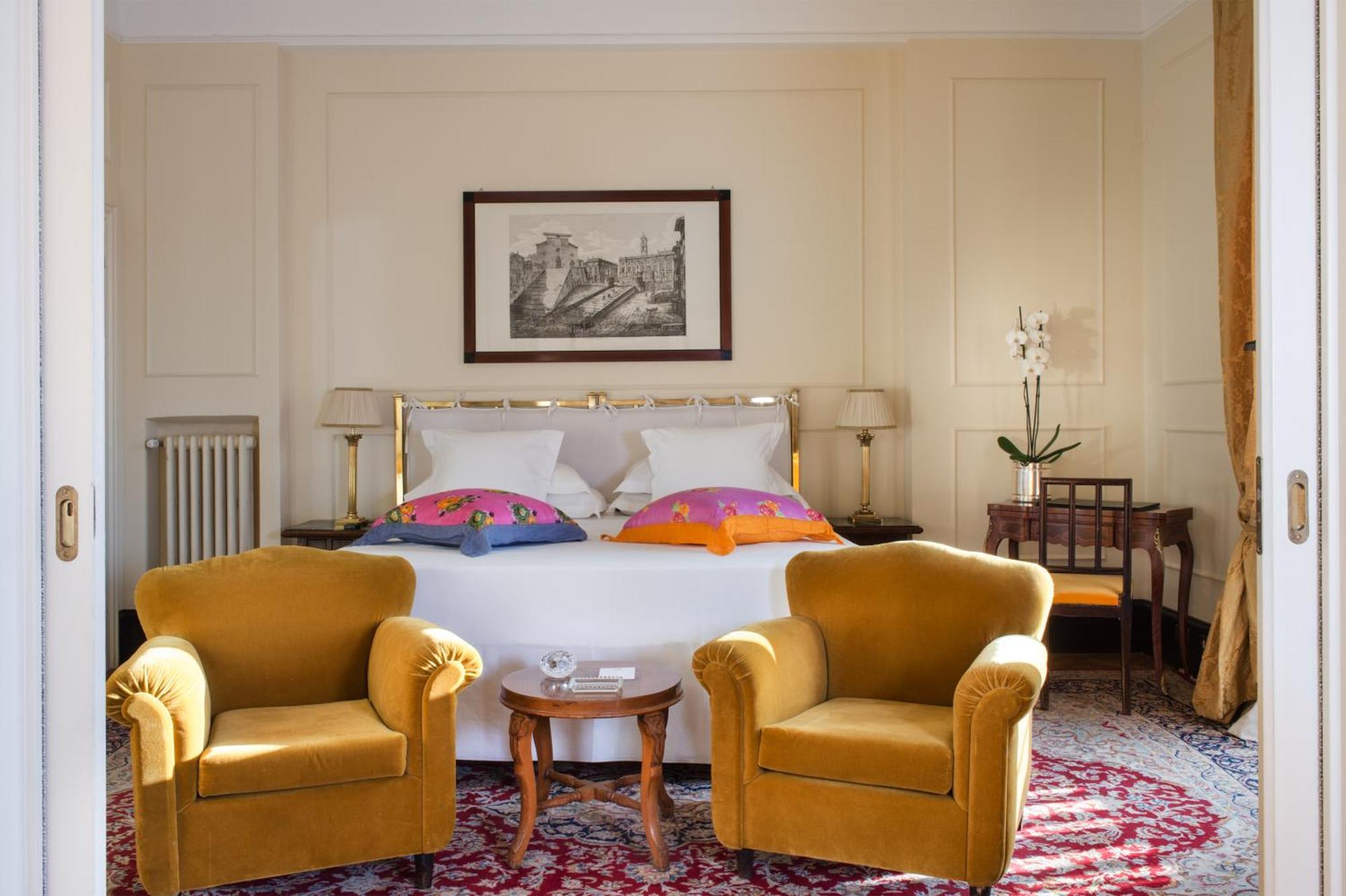 Grand Hotel Plaza Róma Kültér fotó
