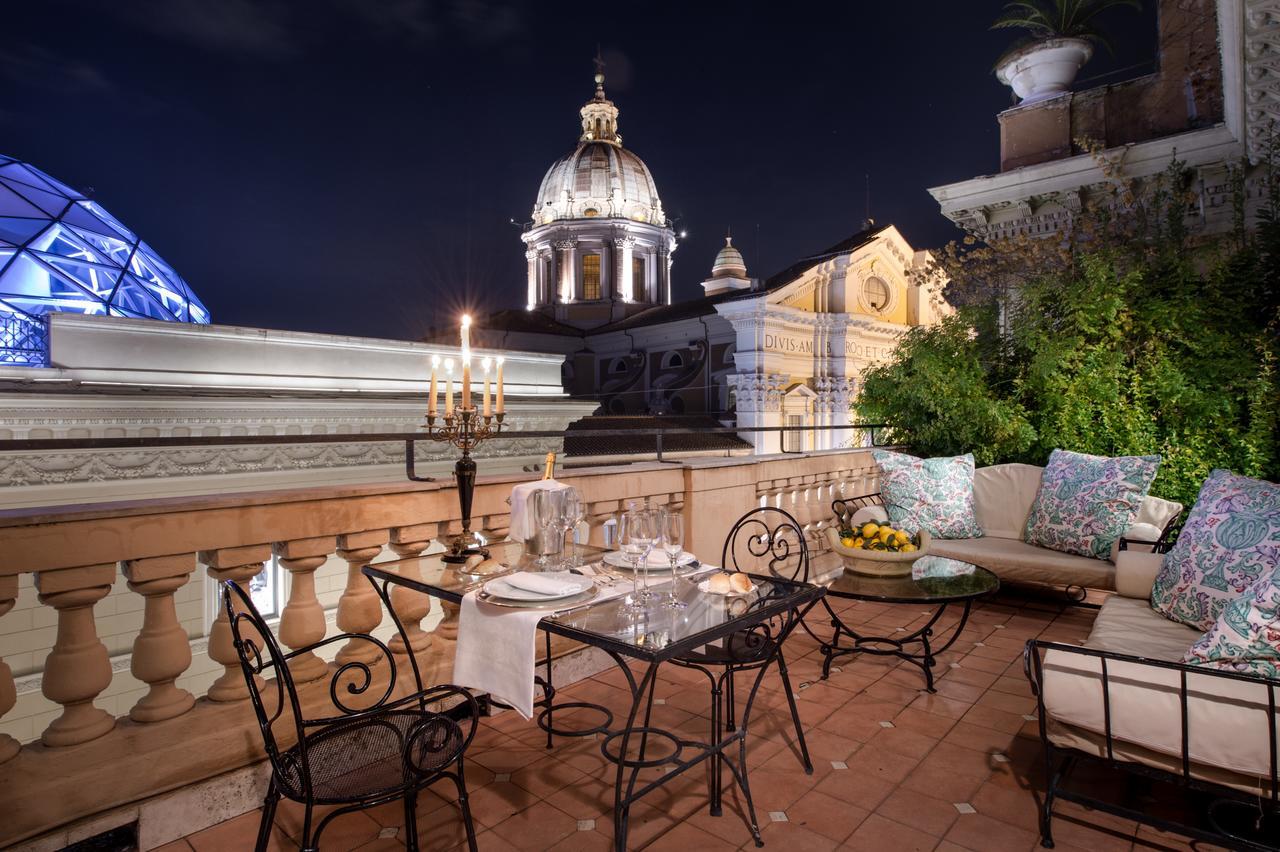 Grand Hotel Plaza Róma Kültér fotó